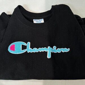 Champion Crewneck Pullover